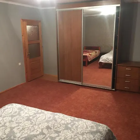Casa de hóspedes у надії Yasinya